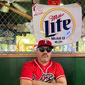 Meet your Posher, Manuel